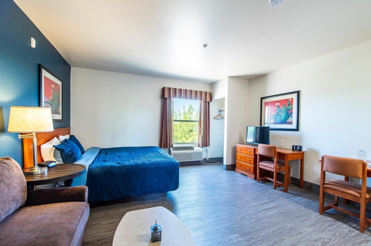 Vistas 107- Modern Studio Sleeps 3 With Style Sierra Vista Exterior photo